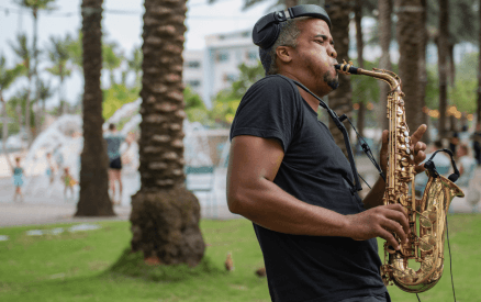 Sax performer