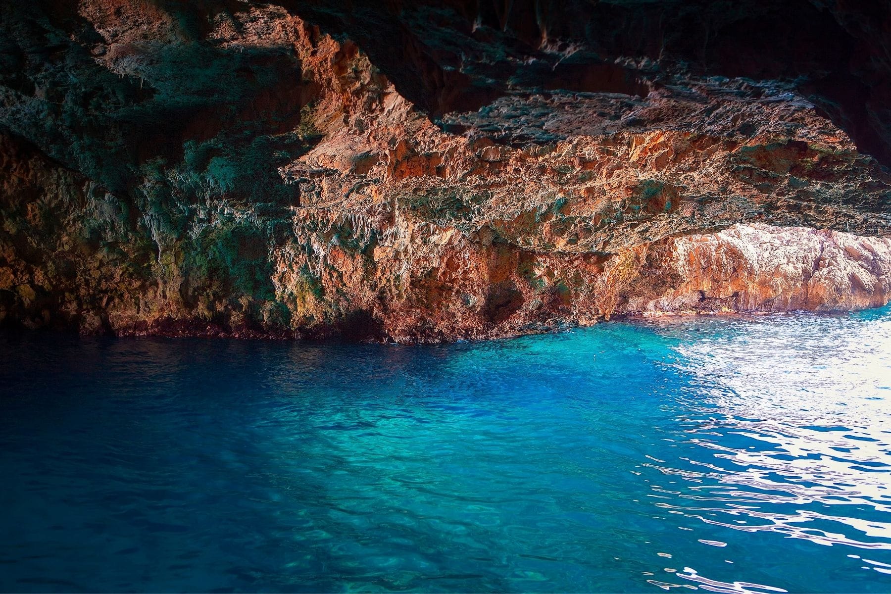 grand cayman caves